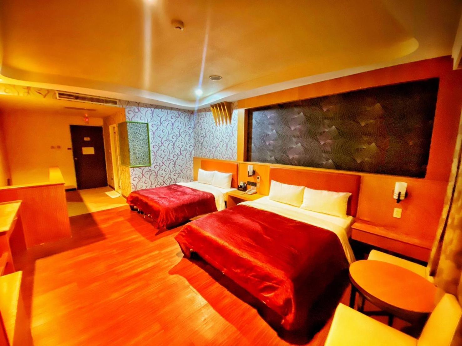 Hua Xiang Motel - Nanzih Kaohsiung Extérieur photo